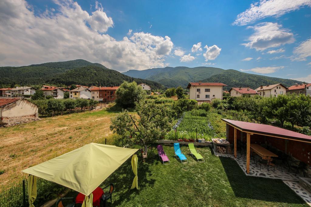 Guest House Vessyta Sapareva Banya Oda fotoğraf